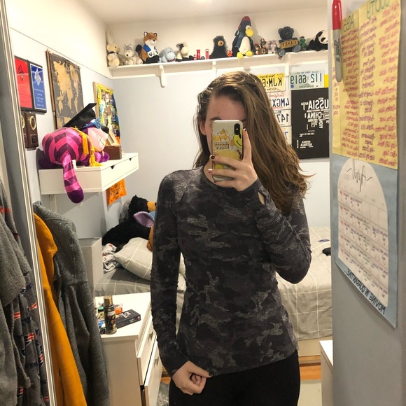 lululemon athletica Tops - Lululemon Runderful Longsleeve